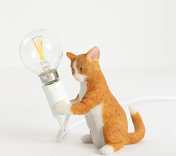 Creative Nordic night light cat desk lamp.
