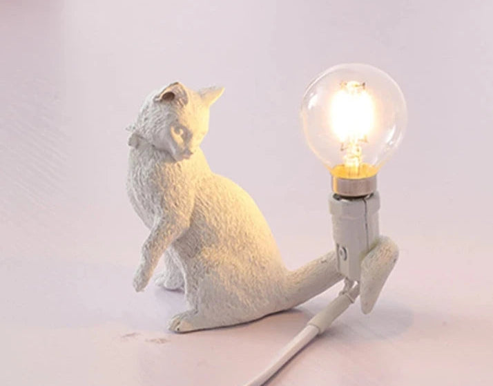 Small area lighting resin cat lamp for home.