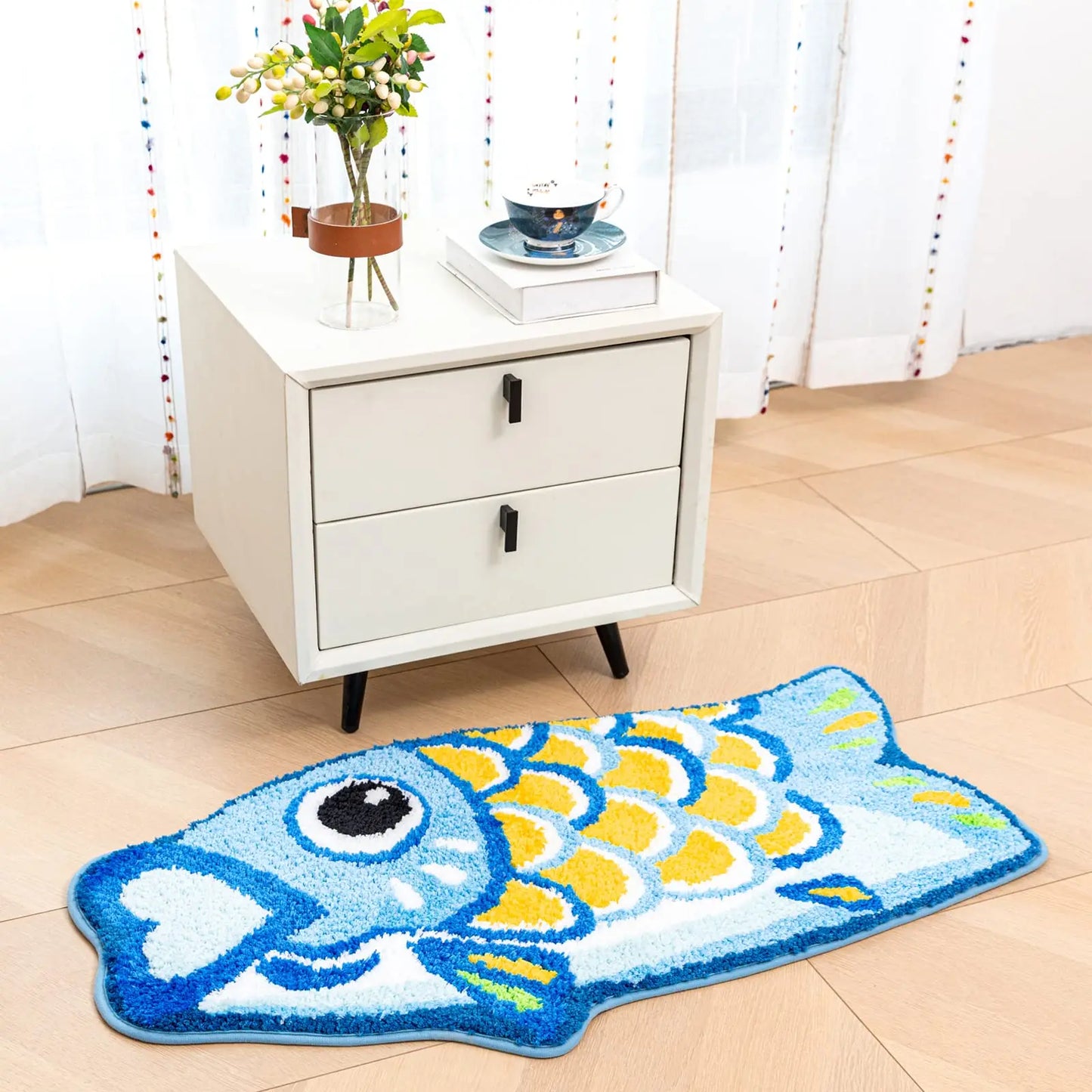 Non-slip kids bathroom rug shaped like fish