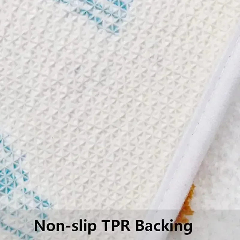 Modern microfiber bathroom rug for apartment bathrooms.