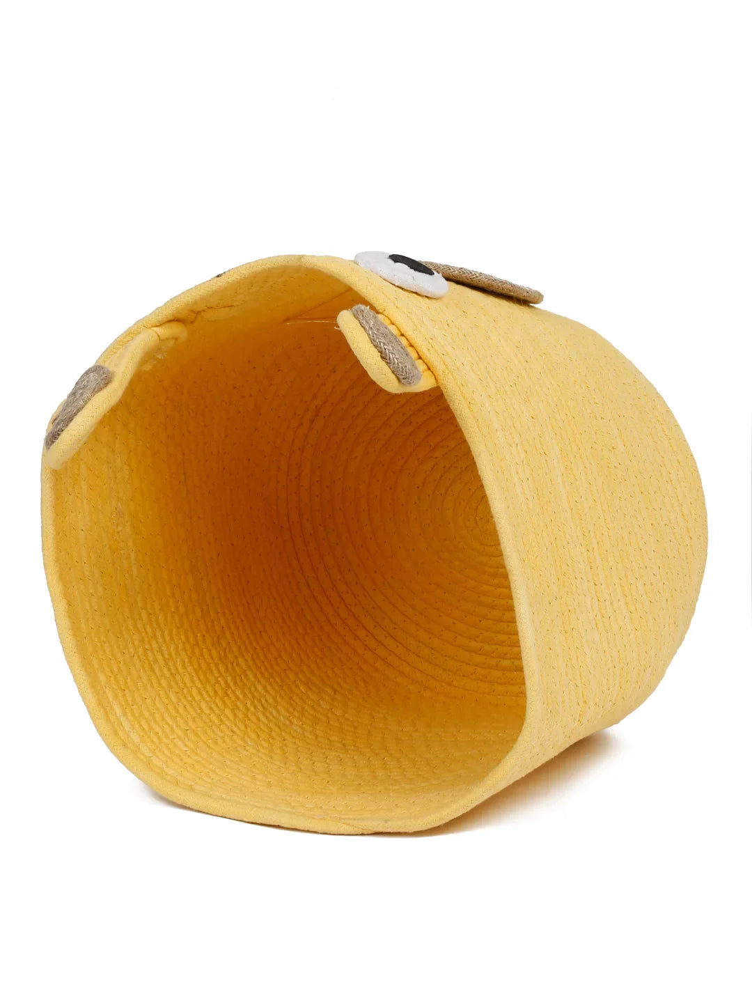 Decorative giraffe face storage basket for kids’ room